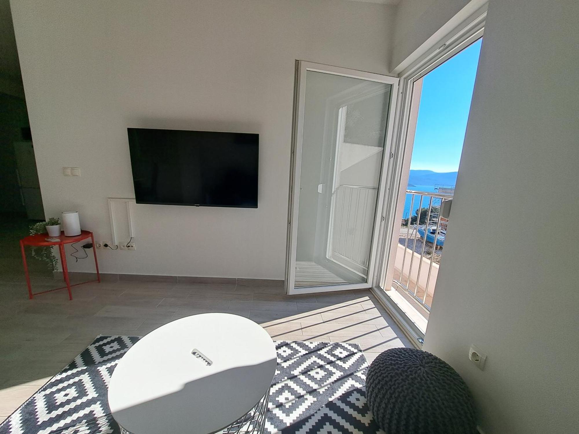 Apartment Charlie Komarna Dış mekan fotoğraf